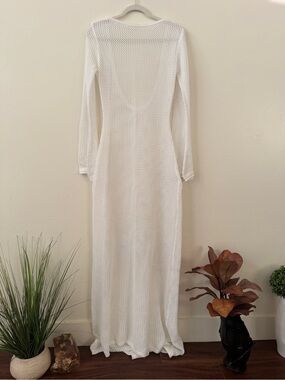 White Long-Sleeve Knit Maxi Dress